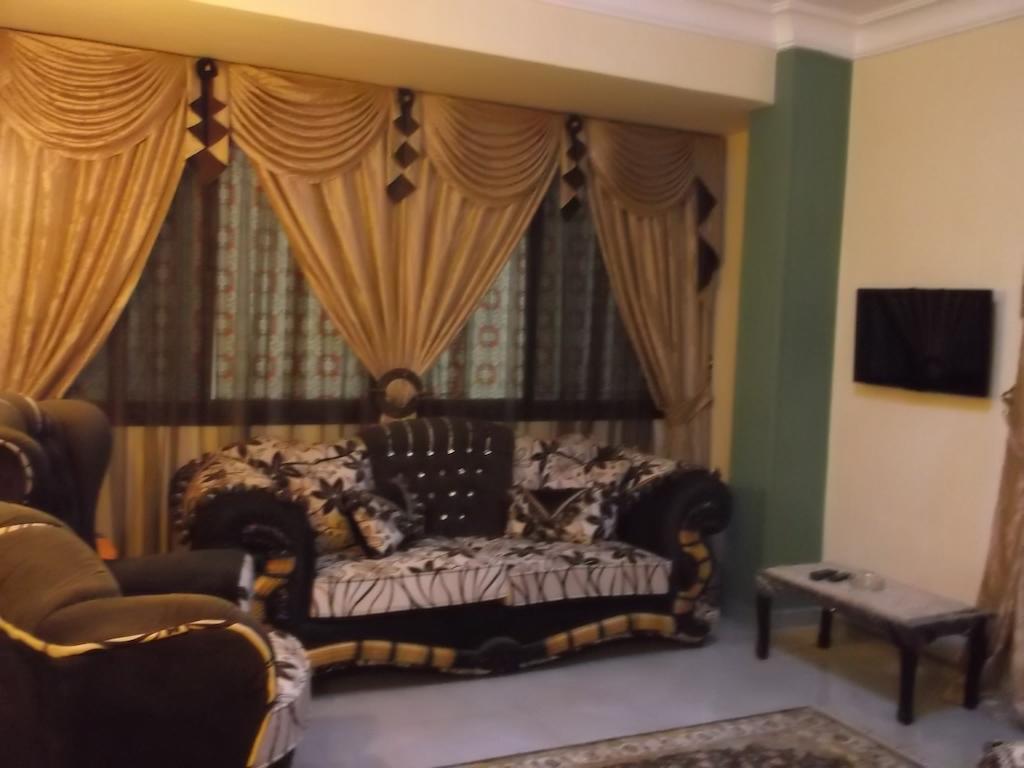 One-Bedroom Apartment At El Maali Street Каир Номер фото